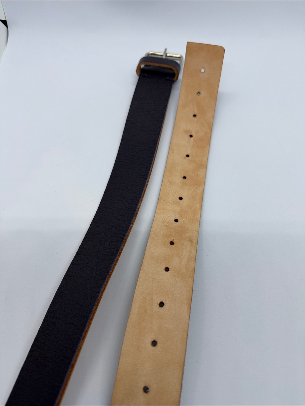 Vera Pelle Navy Leather Belt with Silver Buckle and Natural Lining - Picture 6 of 6